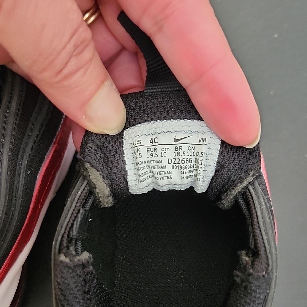 NIKE AIR MAX Toddler Special Edition Sneakers - Picture 8 of 12
